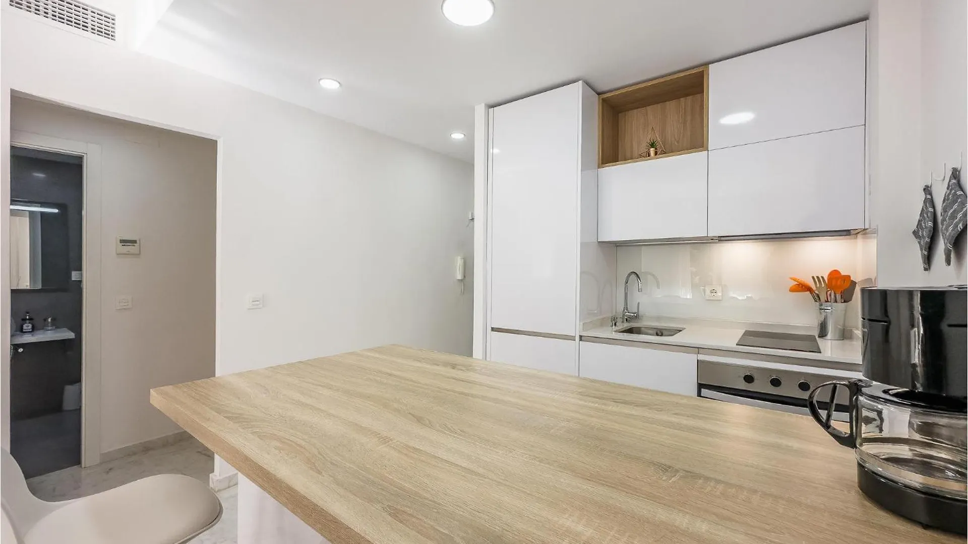 Gorgeous Apartment In Fuengirola With Wifi