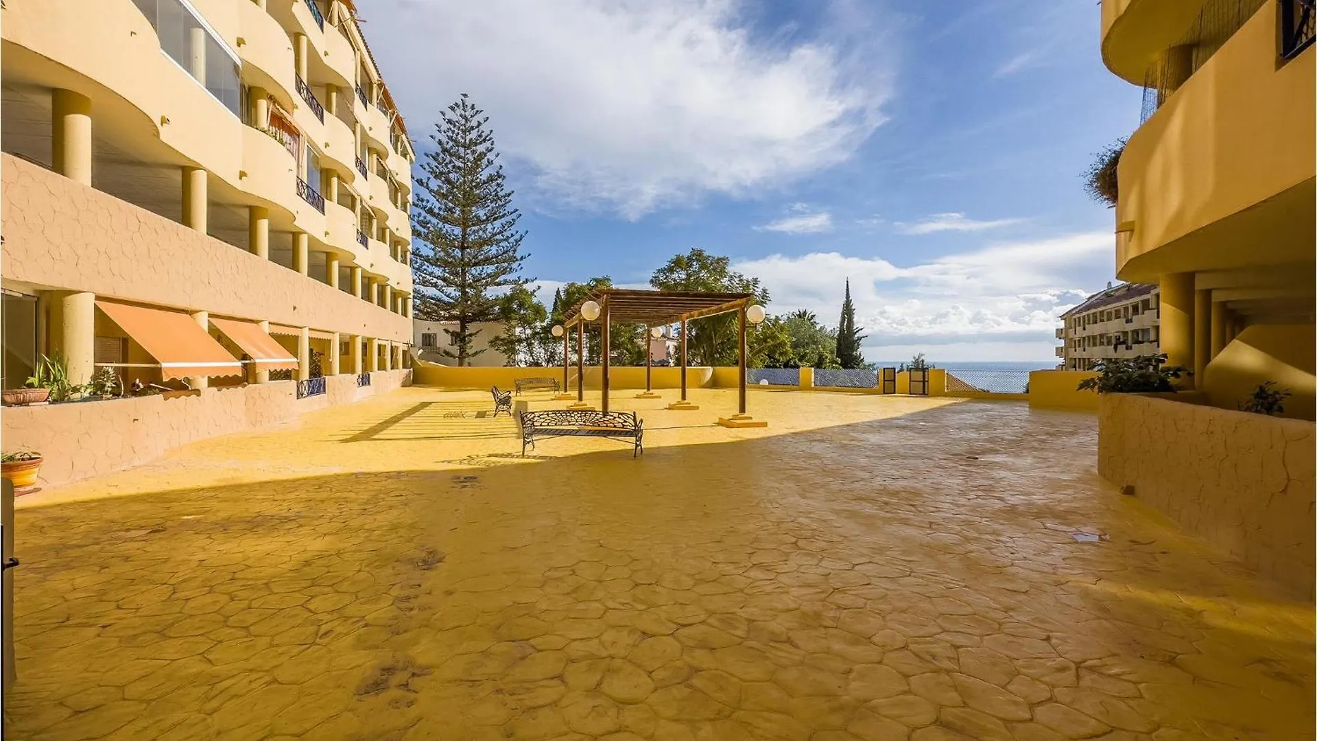 Gorgeous Apartment In Fuengirola With Wifi Spain